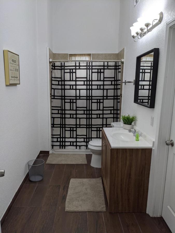 サンアントニオ Cozy *Downtown Getaway*ヴィラ エクステリア 写真