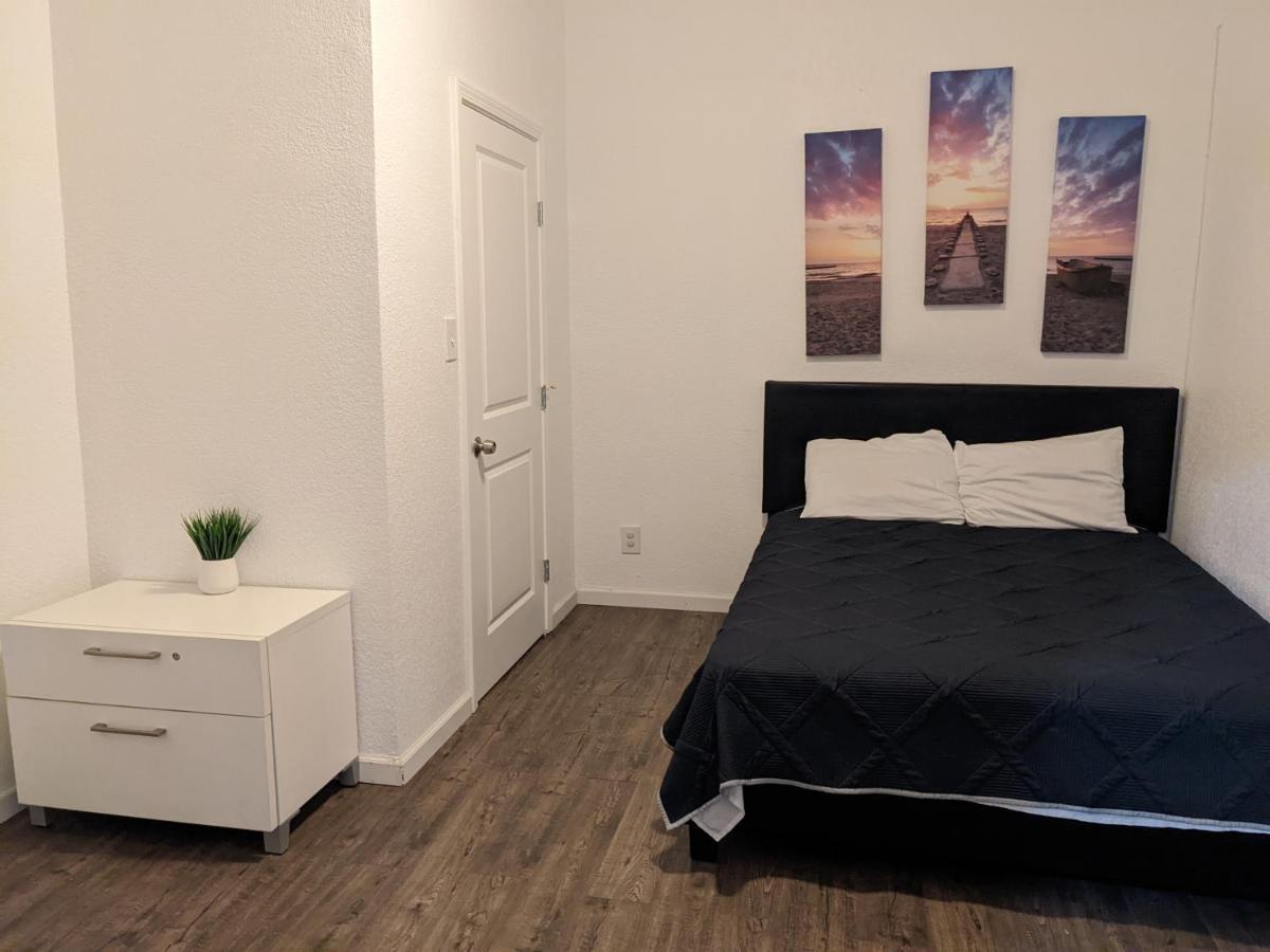 サンアントニオ Cozy *Downtown Getaway*ヴィラ エクステリア 写真